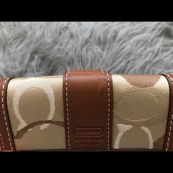 Coach Khaki Hamptons Optic French Wallet F41251 - Picture 12 of 12